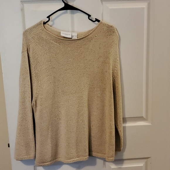 Sweater - Picture 1 of 2